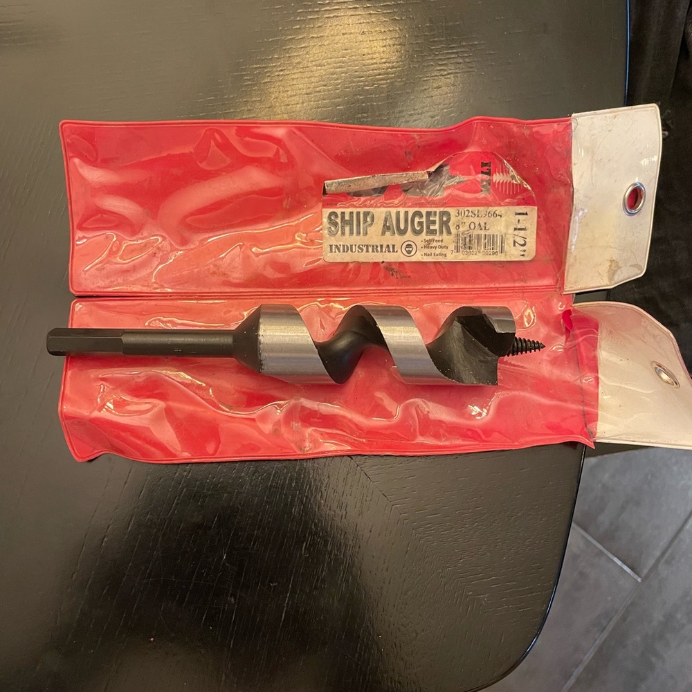 Itm shop auger 1 1/2 x8 wood bit
